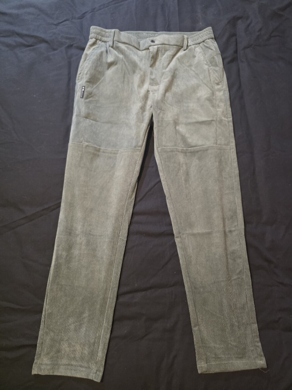 Fashion Nova Men's Corduroy Trousers in Olive